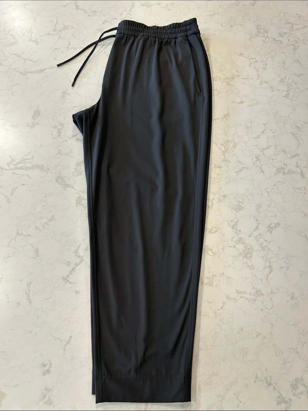 Lululemon Tapered-Leg Mid-Rise Pant Luxtreme Black Women’s Size X-Large‎